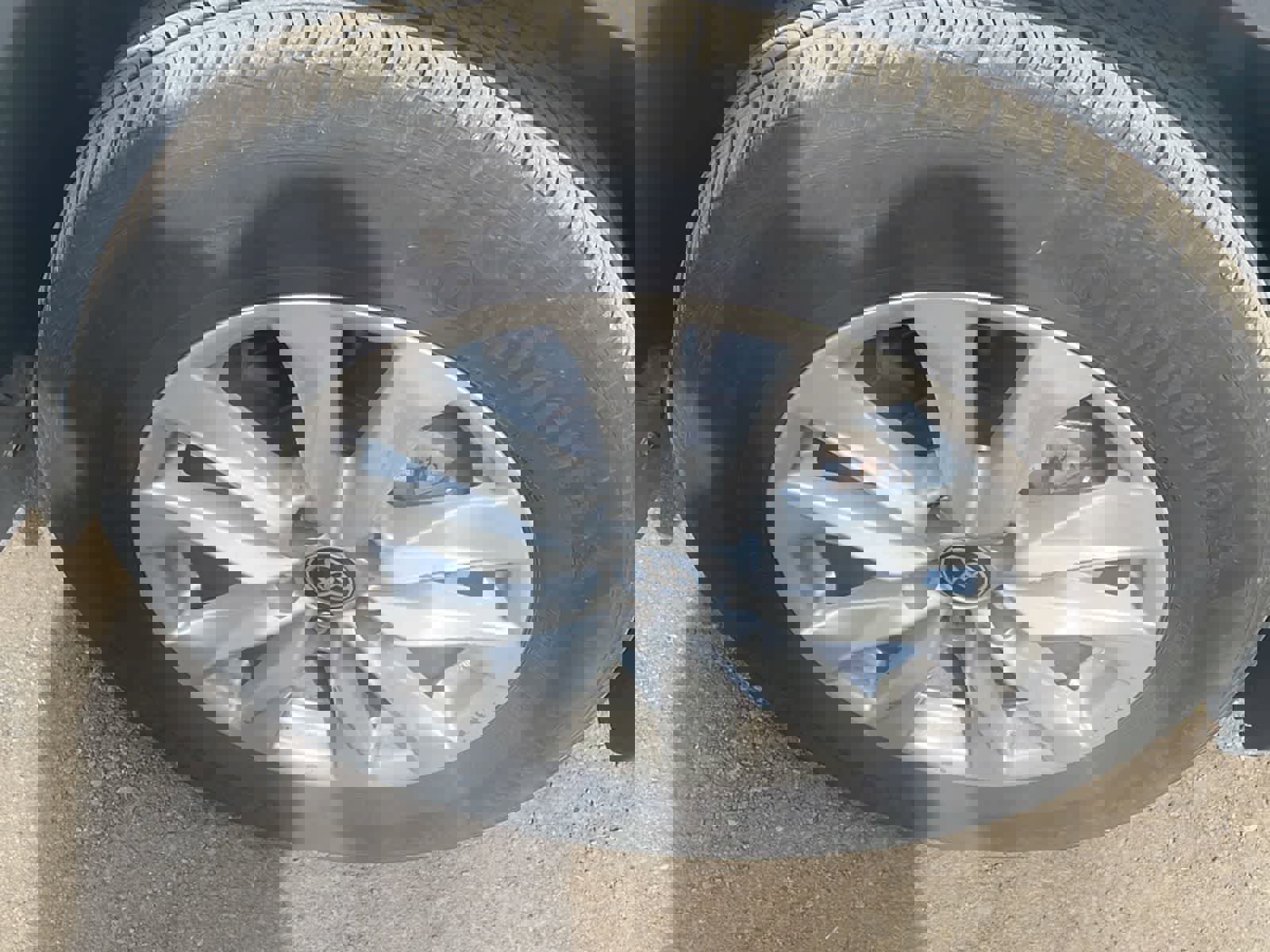 Used 2023 Toyota Corolla Cross LE w/ Moonroof Package image 24