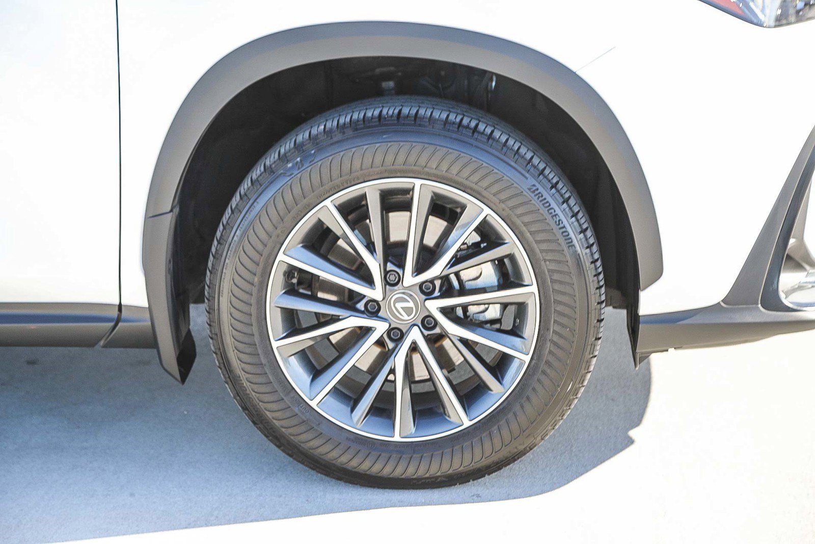 Used 2025 Lexus NX 350h AWD w/ Premium Package image 10