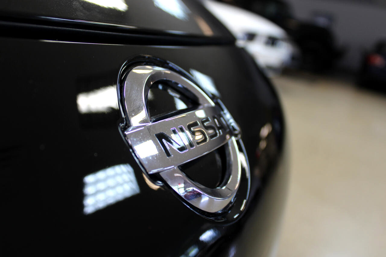 Used 2004 Nissan 350Z Touring image 11