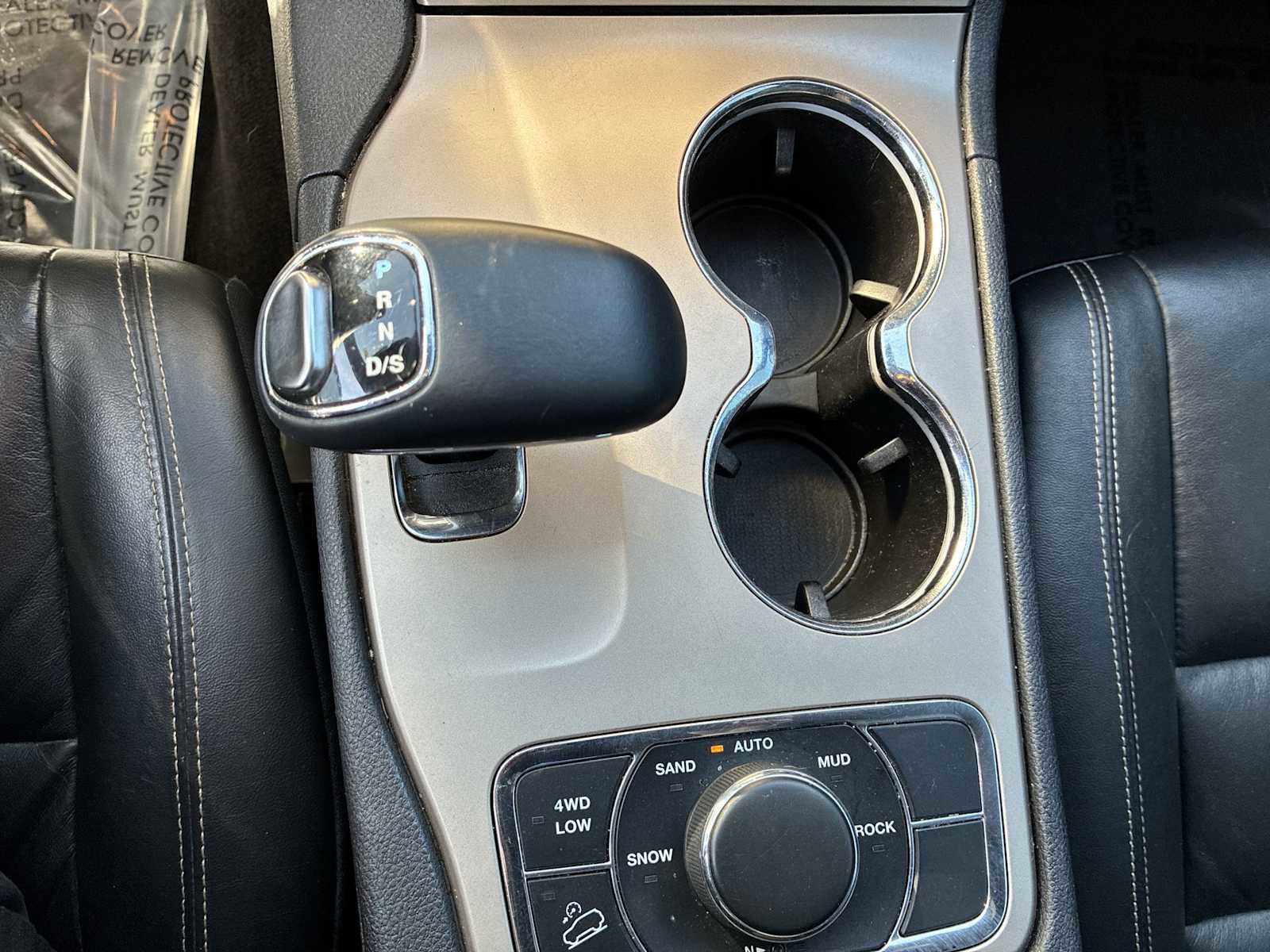 Used 2014 Jeep Grand Cherokee Limited image 21