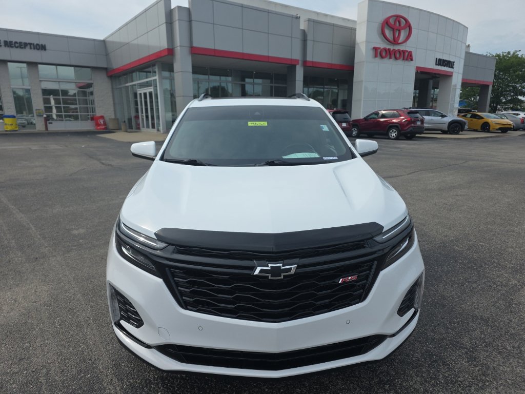 Used 2024 Chevrolet Equinox RS FWD image 3