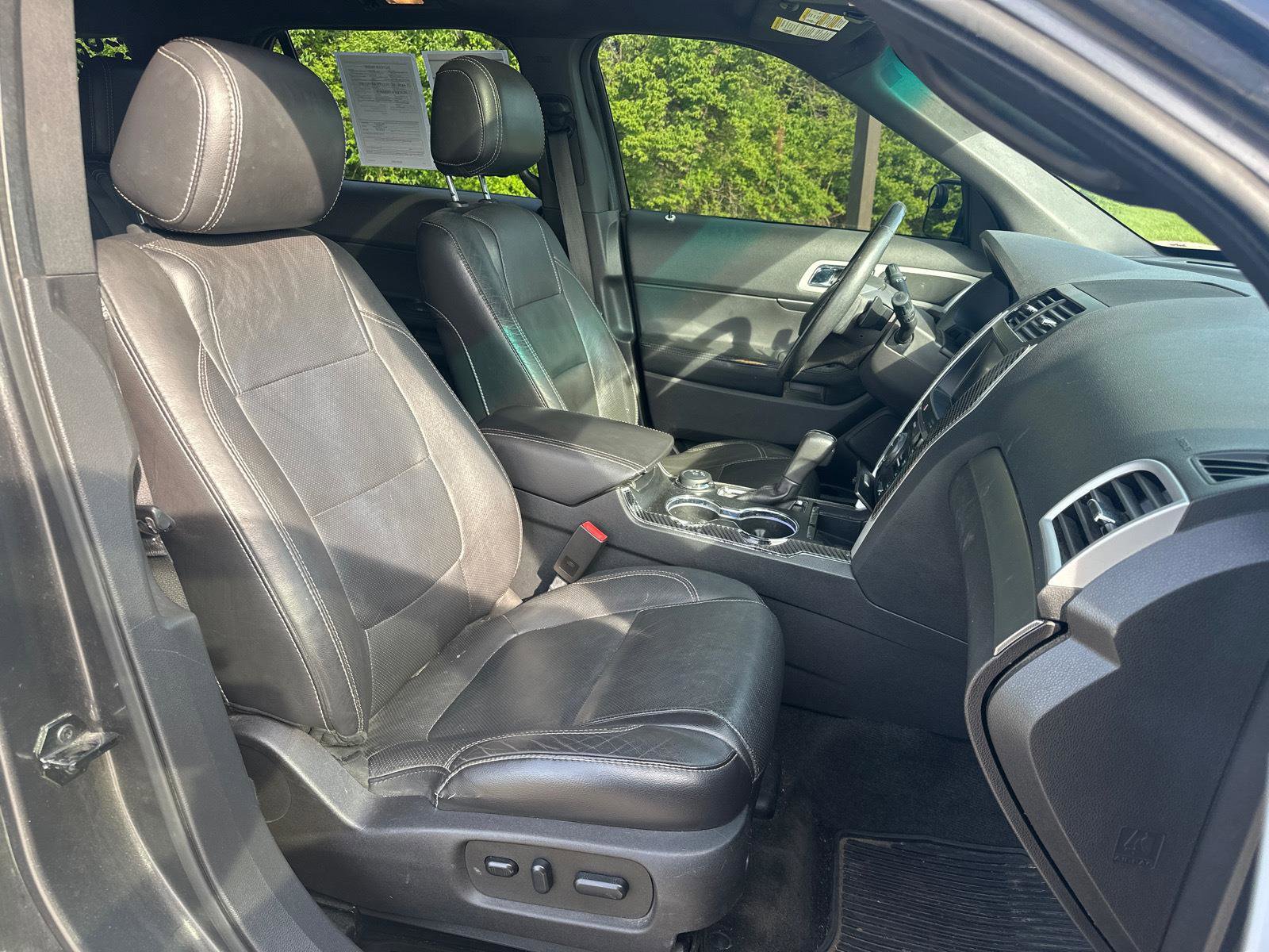 Used 2015 Ford Explorer Sport w/ Equipment Group 401A image 18