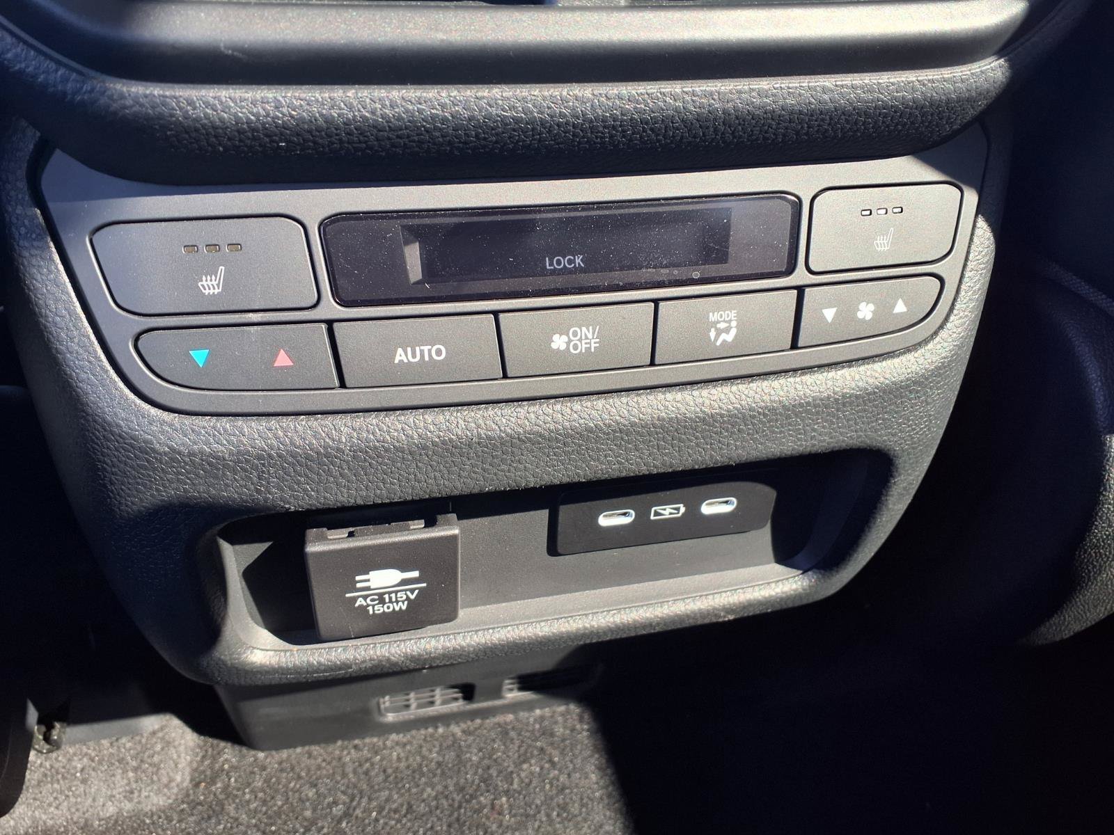 Used 2024 Honda Pilot Elite image 19