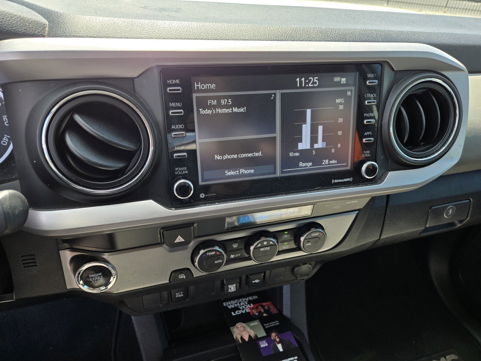 Used 2023 Toyota Tacoma SR5 RWD image 17