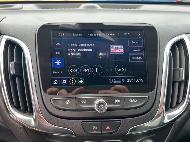 Used 2023 Chevrolet Equinox LT image 19