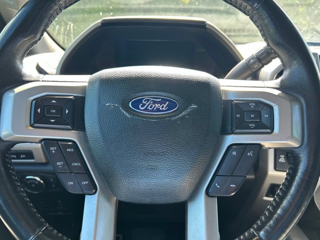 Used 2021 Ford F250 Lariat w/ Lariat Ultimate Package AWD/4WD image 16