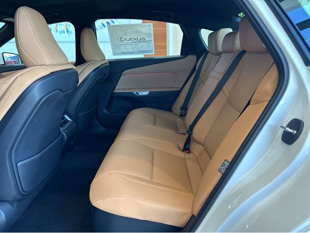New 2026 Lexus ES 350e FWD image 18