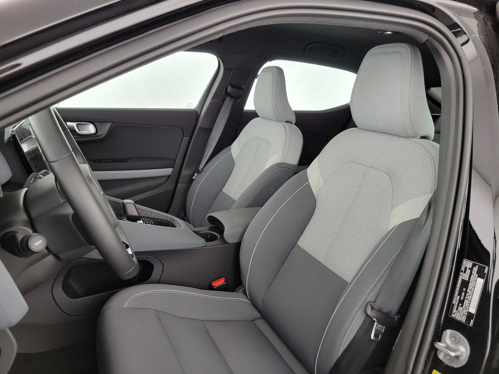 Used 2024 Polestar Polestar 2 RWD image 21