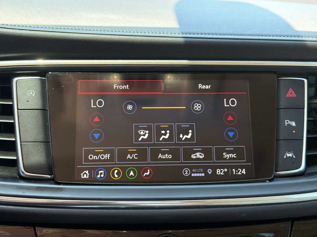Used 2024 Buick Enclave Avenir FWD image 26