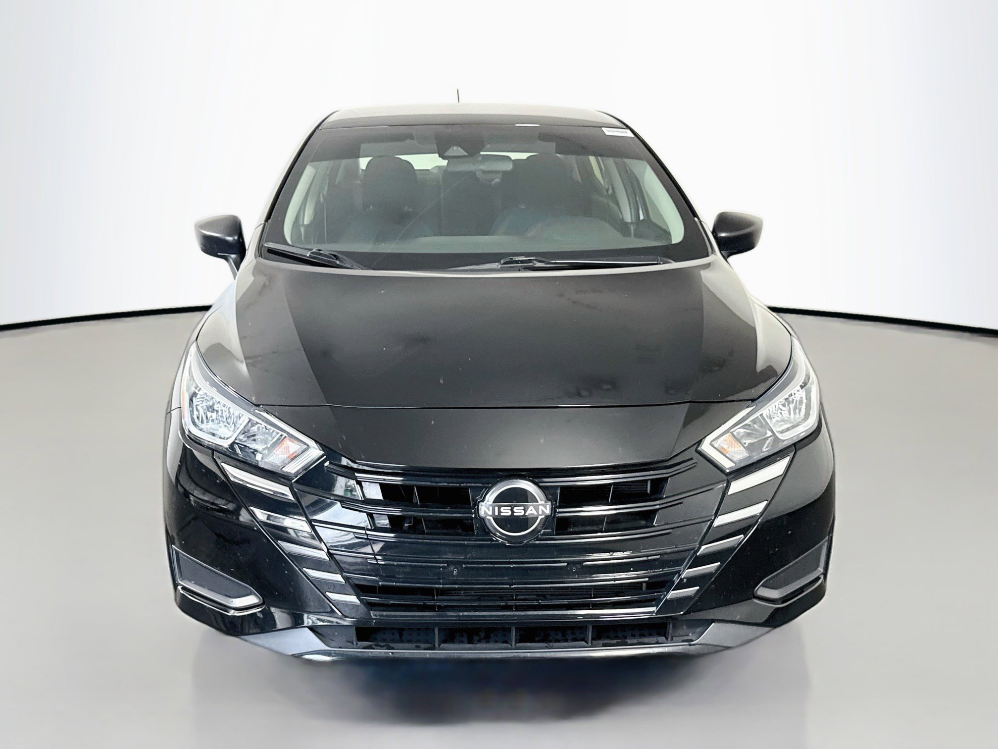 Used 2023 Nissan Versa S w/ S Plus Package FWD image 2