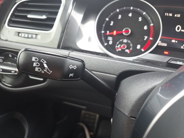 Used 2017 Volkswagen GTI SE image 14