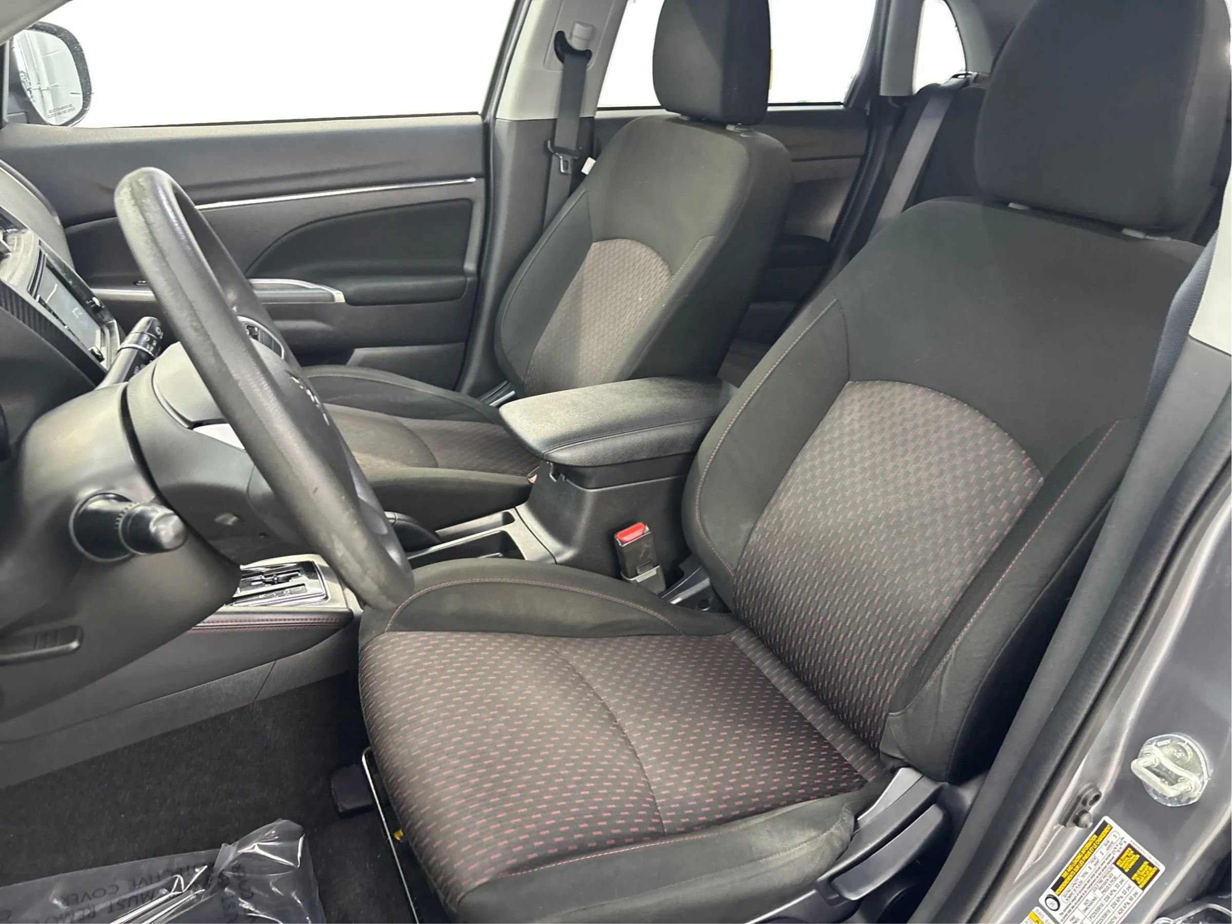 Used 2019 Mitsubishi Outlander Sport ES image 13