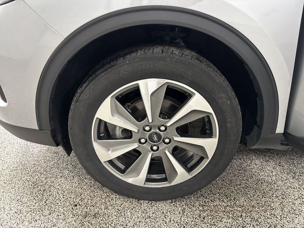 Used 2024 Ford Escape Platinum image 15