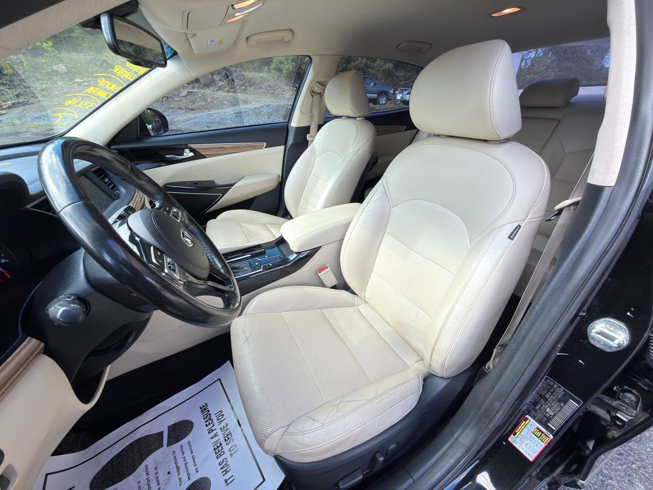 Used 2018 Kia Cadenza Premium FWD image 18