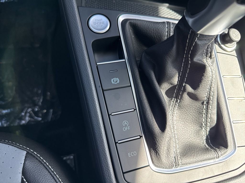 New 2025 Volkswagen Jetta SE image 22