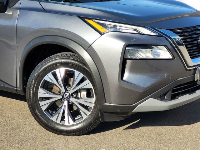 Used 2023 Nissan Rogue SV FWD image 9