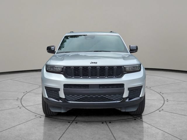 Certified 2024 Jeep Grand Cherokee L Laredo AWD/4WD image 15