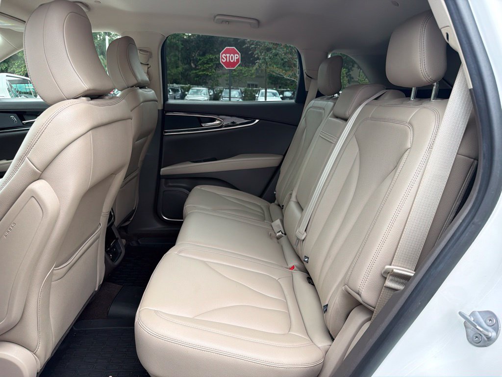 Used 2022 Lincoln Nautilus FWD image 20