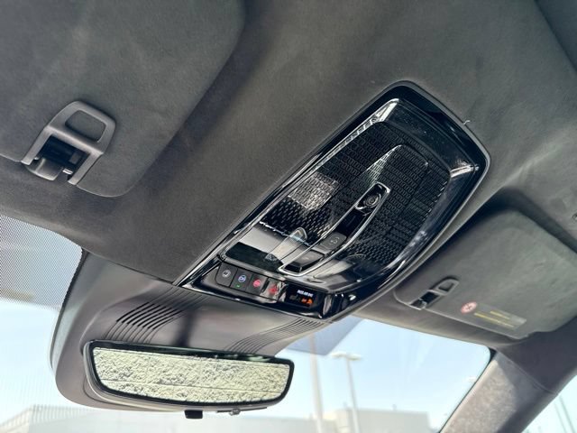 Used 2026 Cadillac Vistiq Platinum w/ LPO, Floor Liner Package AWD/4WD image 20