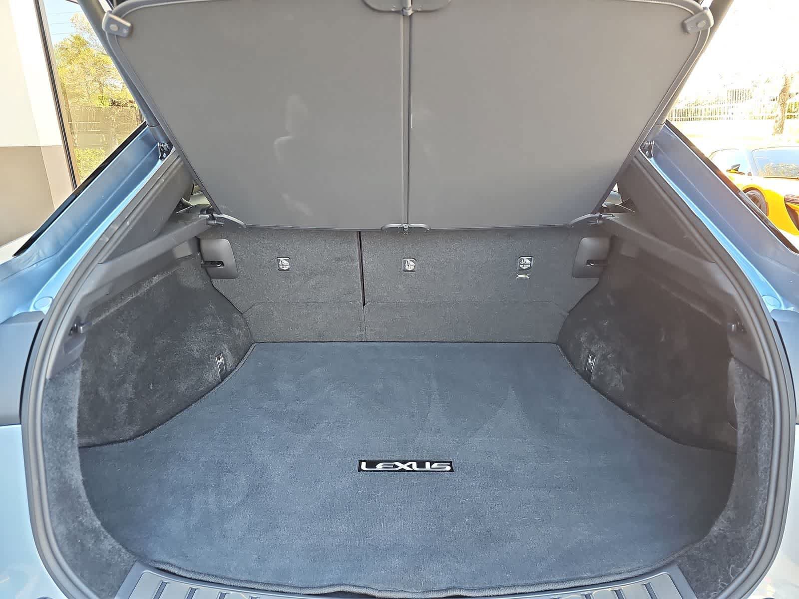 Used 2025 Lexus RZ 300e FWD image 23