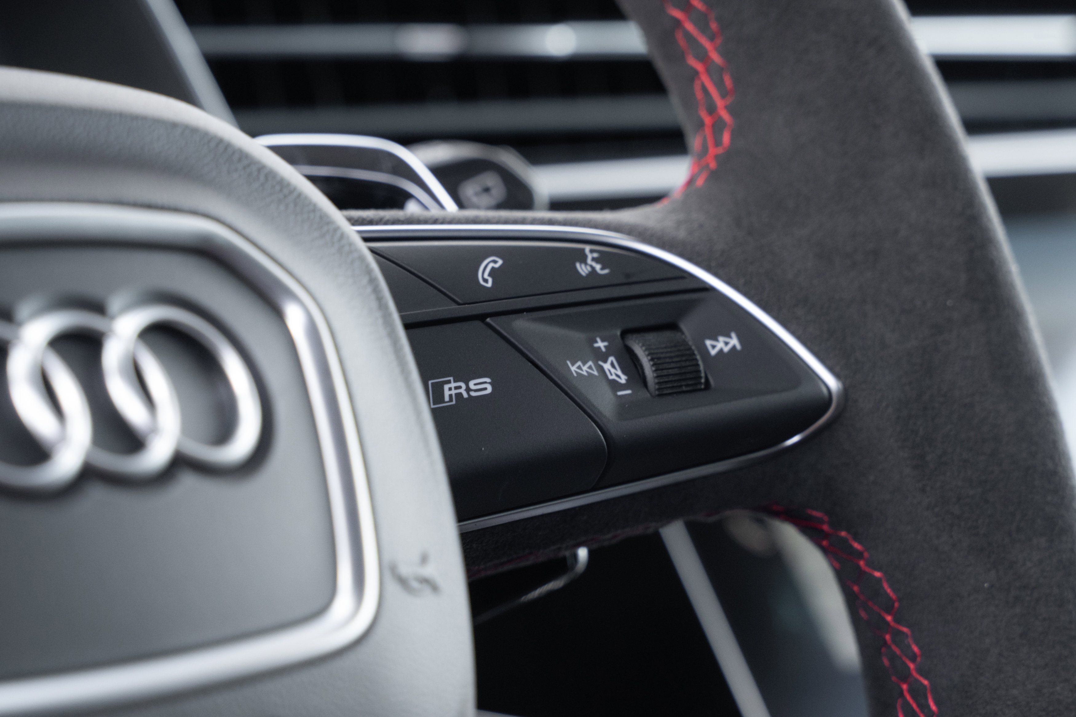 New 2026 Audi RS Q8 performance image 13