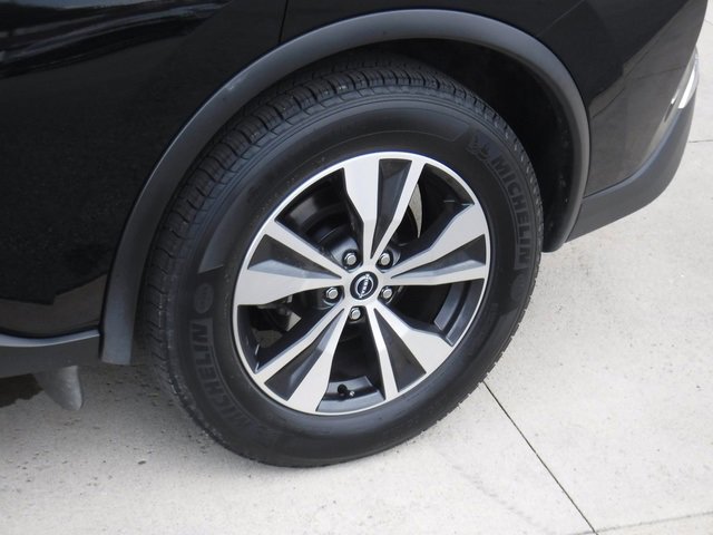 Used 2023 Nissan Murano SV image 3