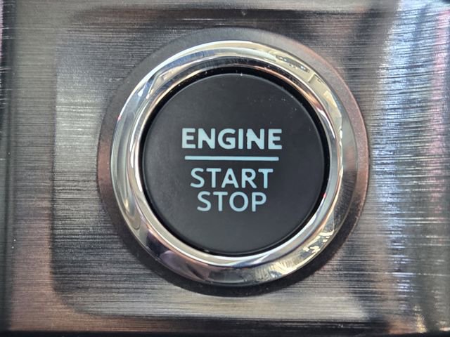 Used 2024 Ford F250 Lariat w/ Lariat Ultimate Package image 17