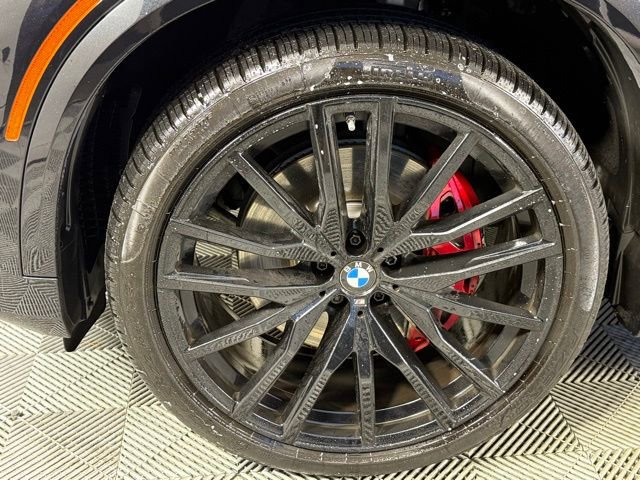 Used 2021 BMW X5 xDrive40i w/ M Sport Package image 15