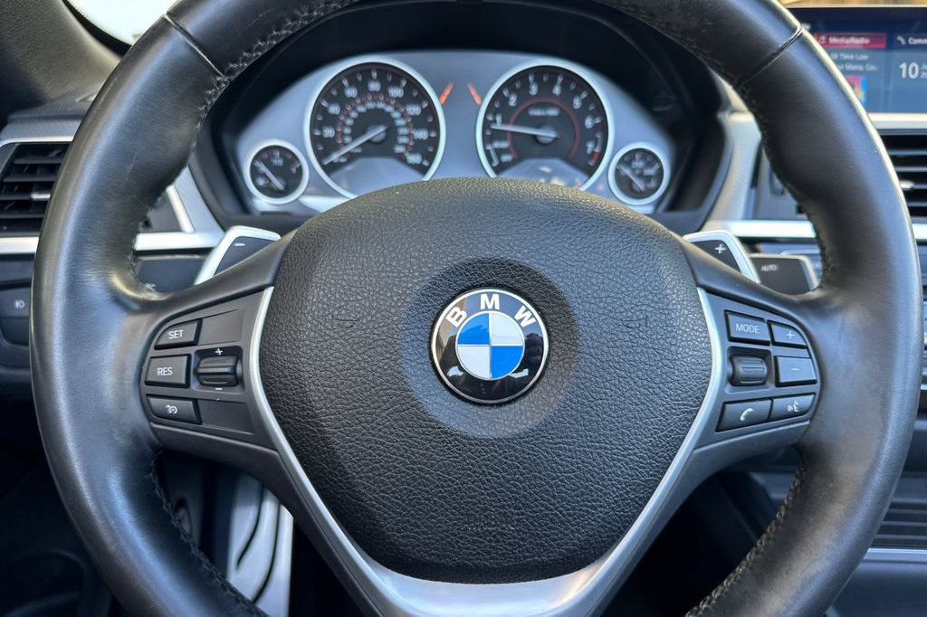 Used 2020 BMW 440i Convertible w/ M Sport Package RWD image 25