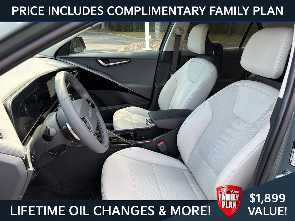 New 2026 Kia Niro EX FWD image 12