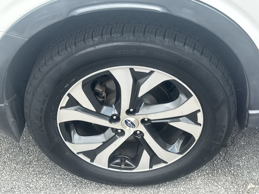 Used 2020 Subaru Outback Touring w/ Popular Package #2 AWD/4WD image 17