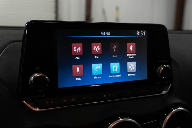 Used 2025 Nissan Sentra S image 4