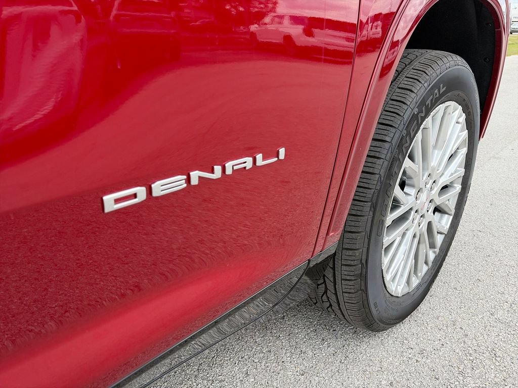 New 2026 GMC Acadia Denali FWD image 37