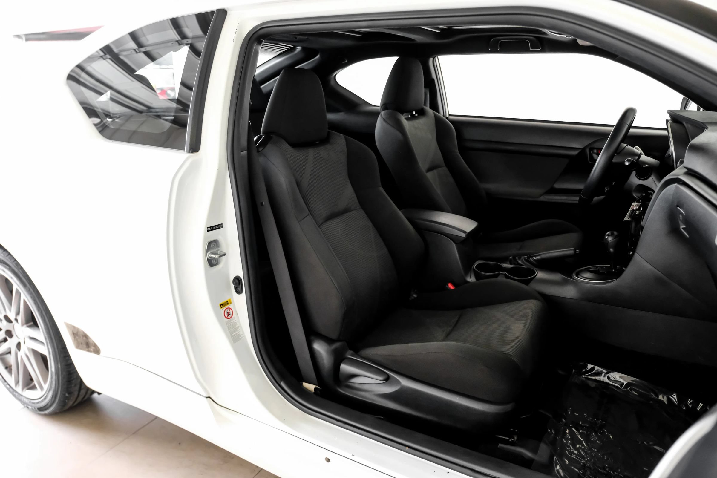 Used 2012 Scion tC FWD image 21