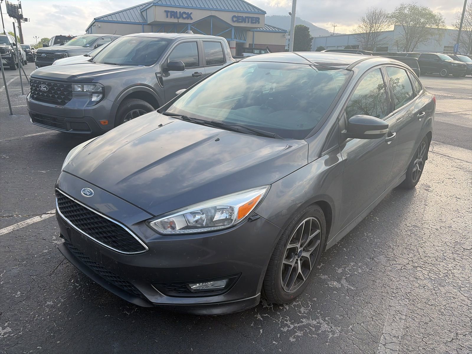 Used 2016 Ford Focus SE w/ SE Sport Package