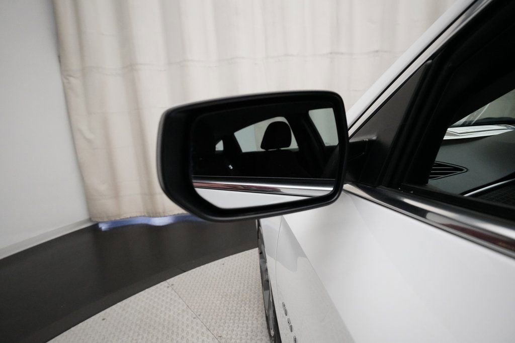 Used 2024 Chevrolet Malibu LT image 24