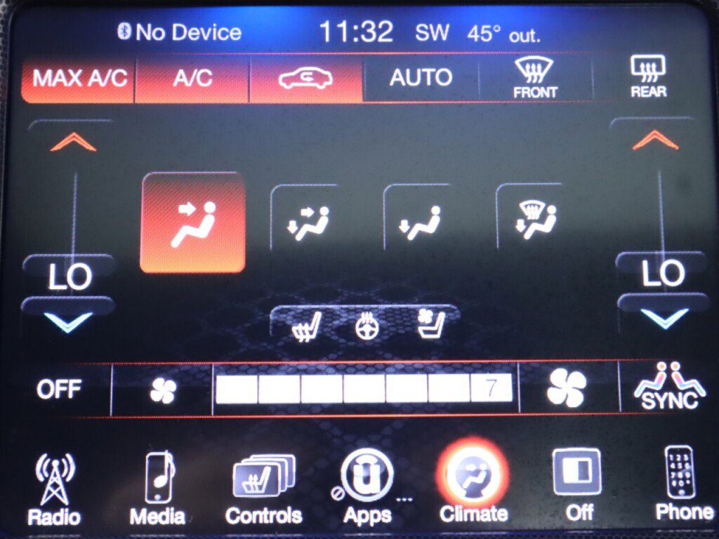 Used 2016 Dodge Charger SXT w/ Plus Group image 17