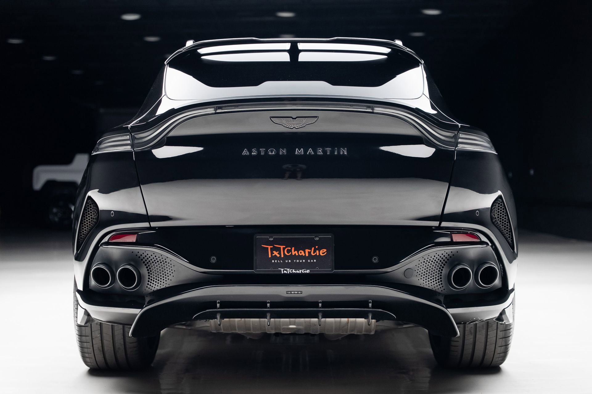 Used 2023 Aston Martin DBX 707 image 26