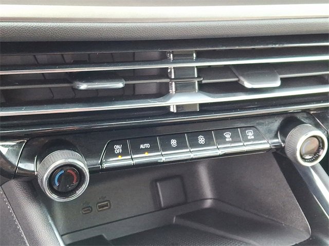 Certified 2025 Chevrolet Traverse LT image 15