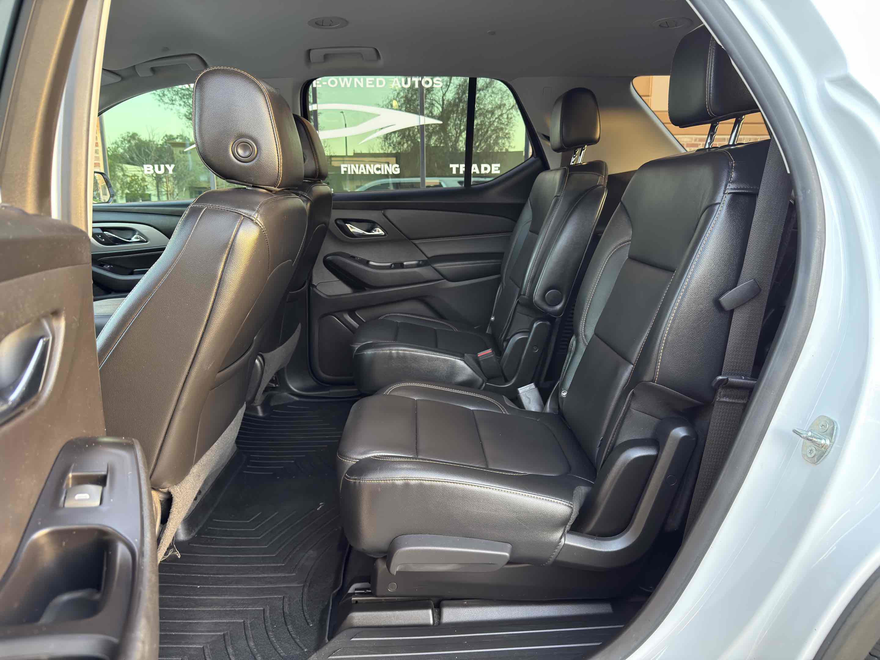 Used 2019 Chevrolet Traverse LT w/ LT Premium Package image 31