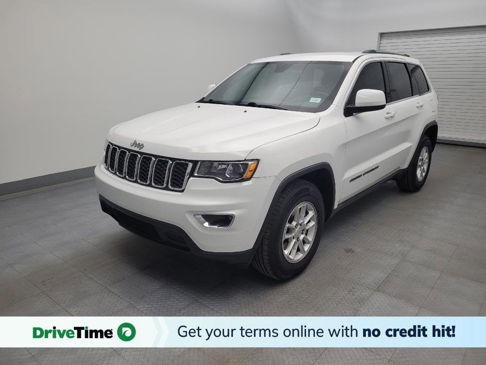 Used 2018 Jeep Grand Cherokee Laredo image 1