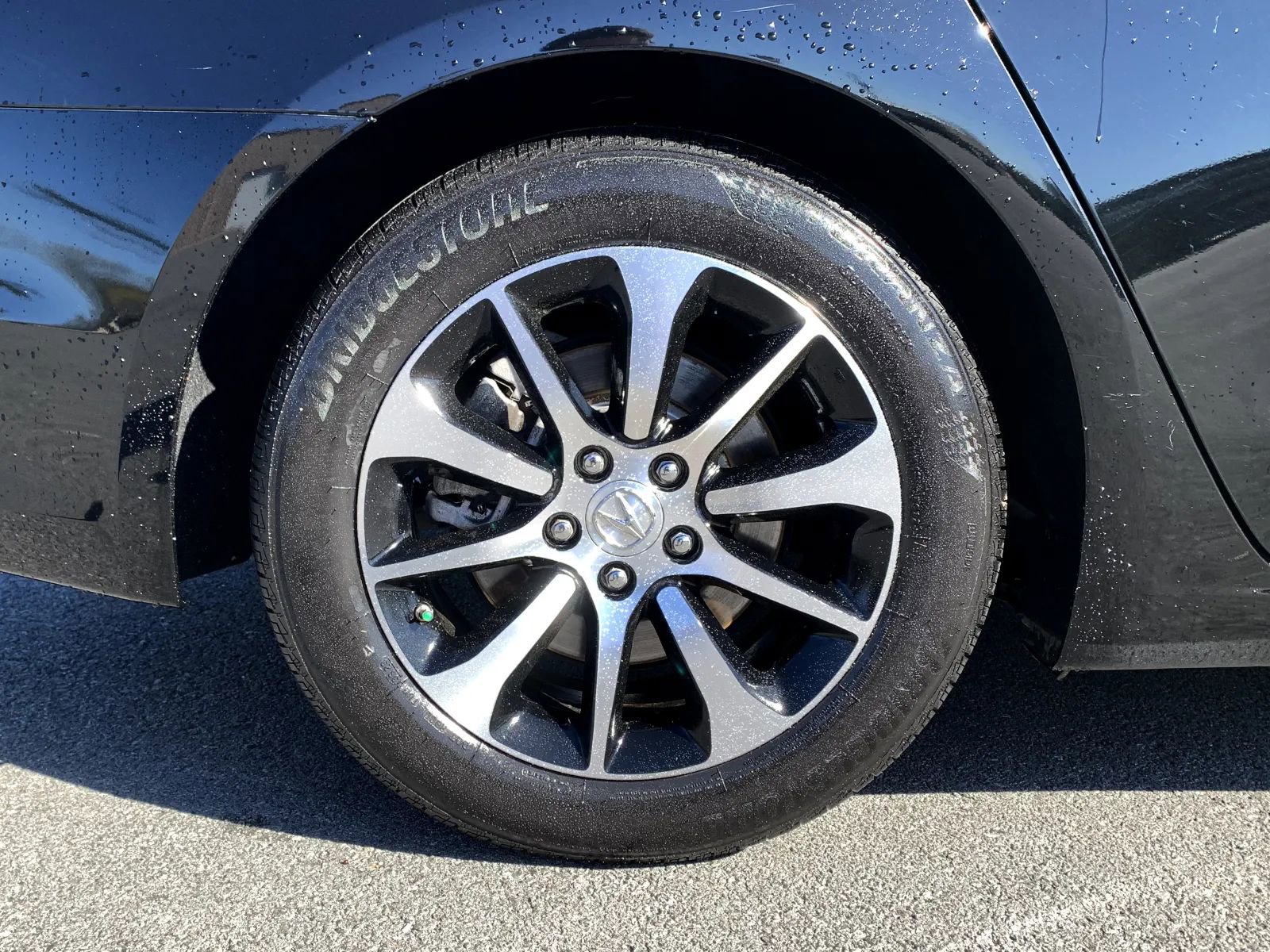 Used 2015 Acura TLX image 10