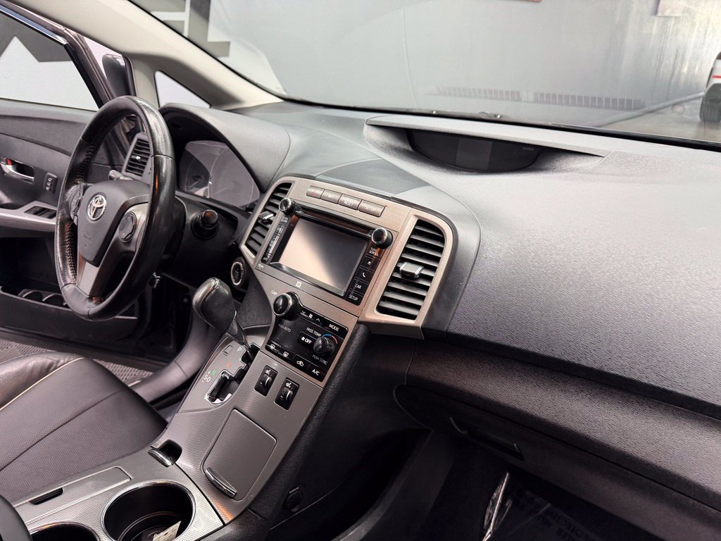 Used 2014 Toyota Venza XLE w/ XLE Premium Package FWD image 50
