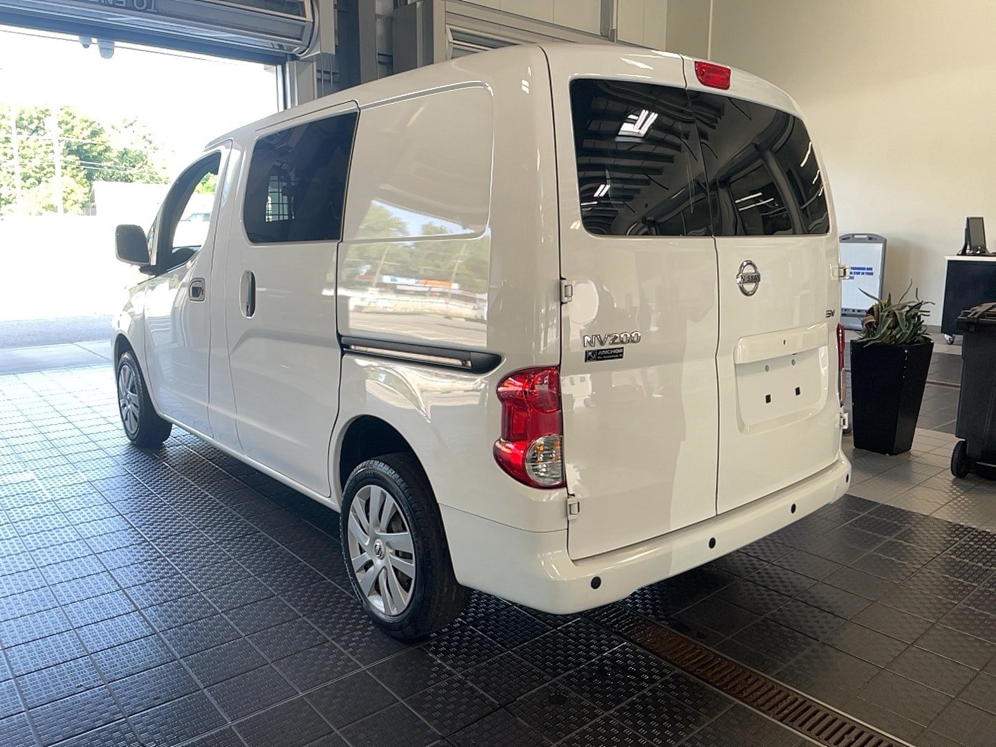 Used 2021 Nissan NV200 SV w/ Sliding Door Glass Package FWD image 8