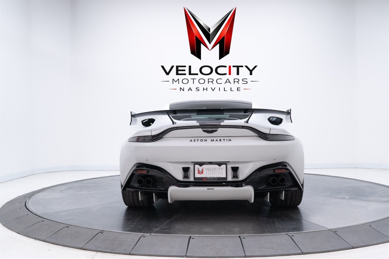 Used 2023 Aston Martin V8 Vantage Coupe RWD image 7