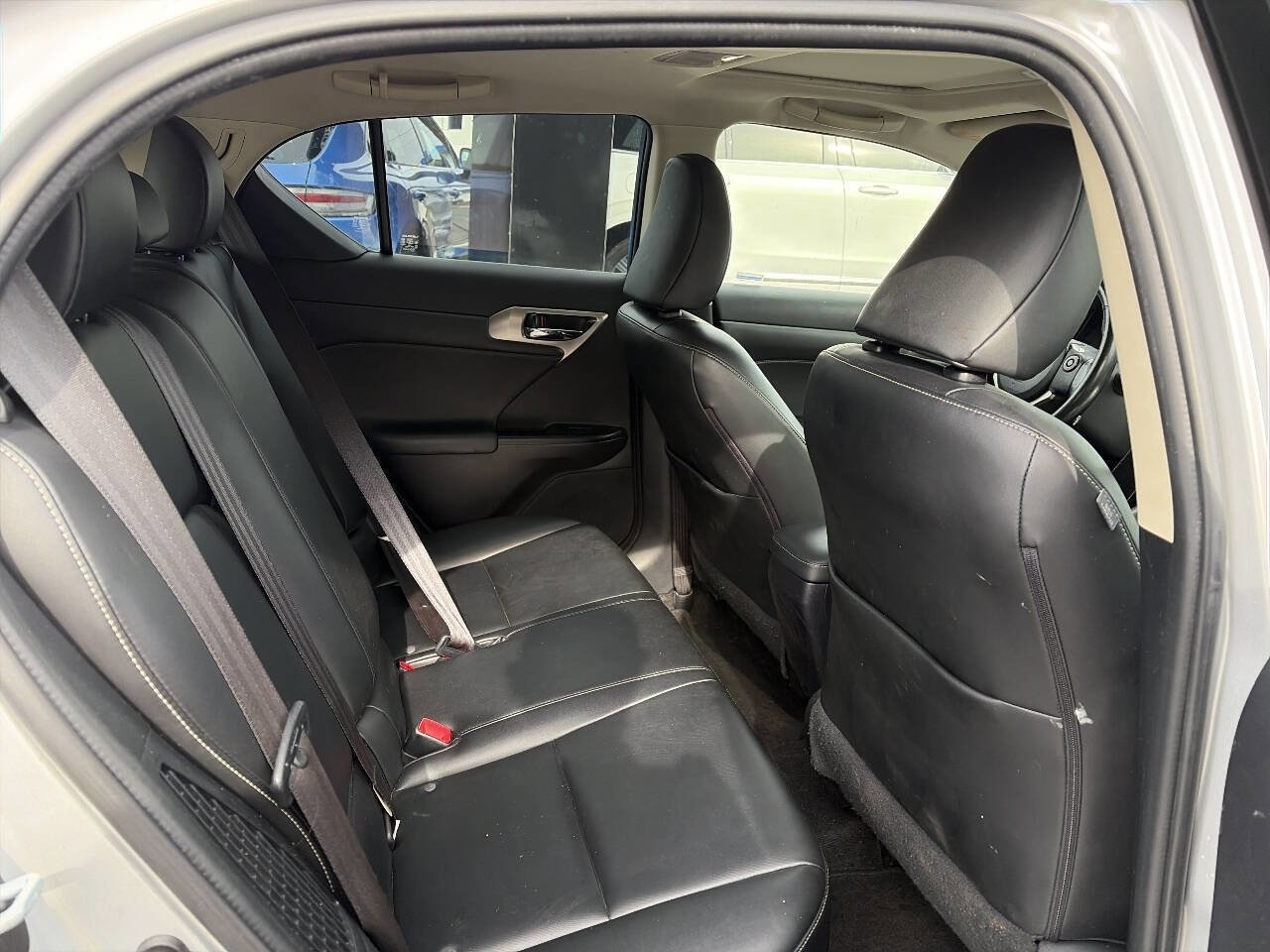 Used 2015 Lexus CT 200h image 6