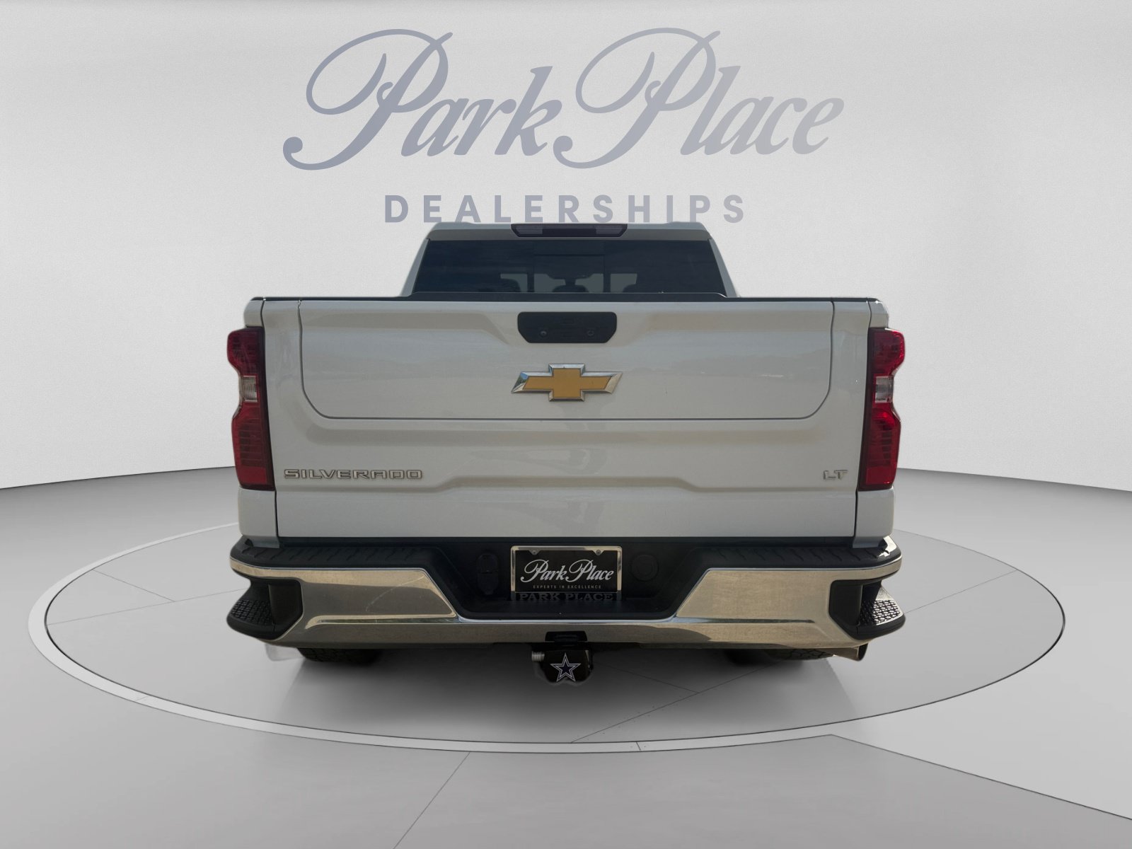Used 2021 Chevrolet Silverado 1500 LT w/ Texas Edition Plus RWD image 4