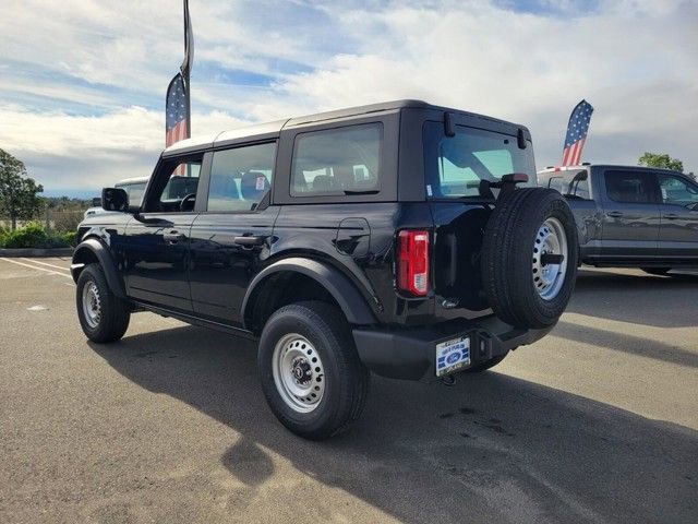 New 2025 Ford Bronco 4-Door image 3