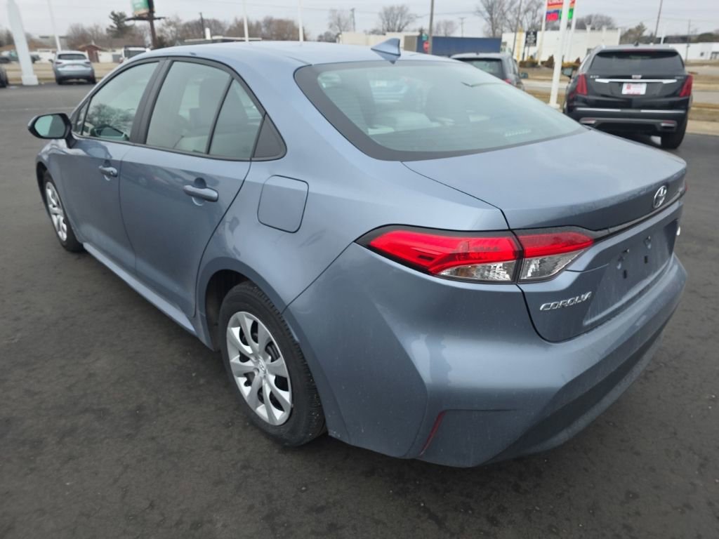 Used 2023 Toyota Corolla LE w/ Carpet Mat Package (TMS) image 8