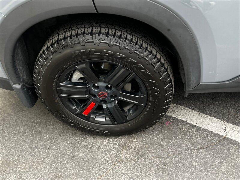 Used 2026 Nissan Rogue SV AWD/4WD image 12